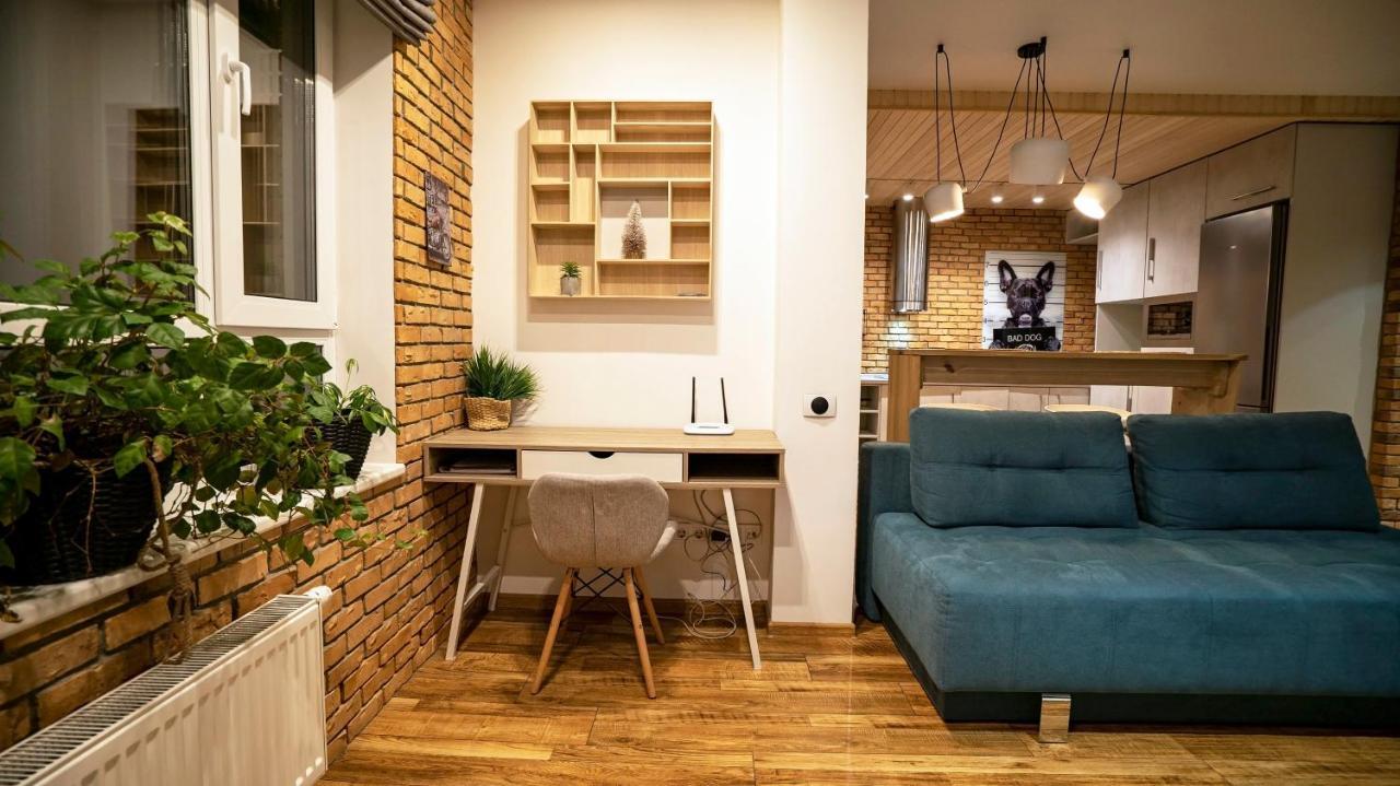 Politech Ecoloft Studios Kyiv Exterior foto