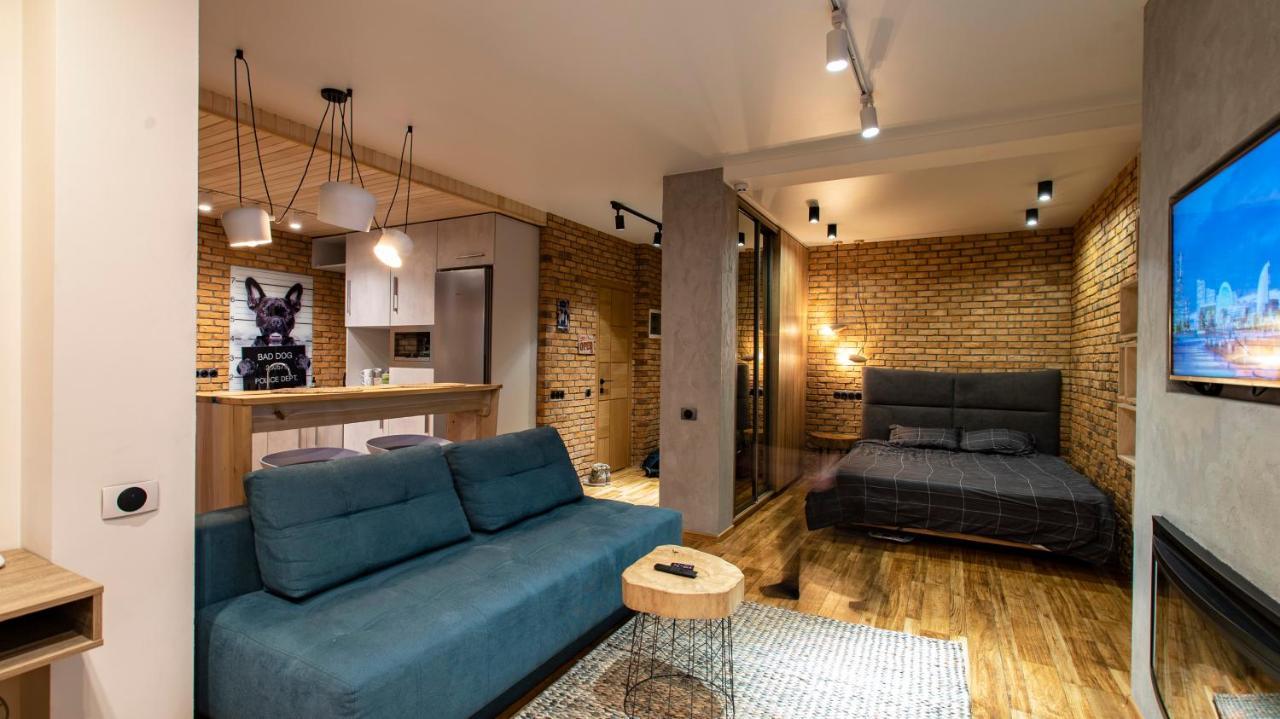 Politech Ecoloft Studios Kyiv Exterior foto
